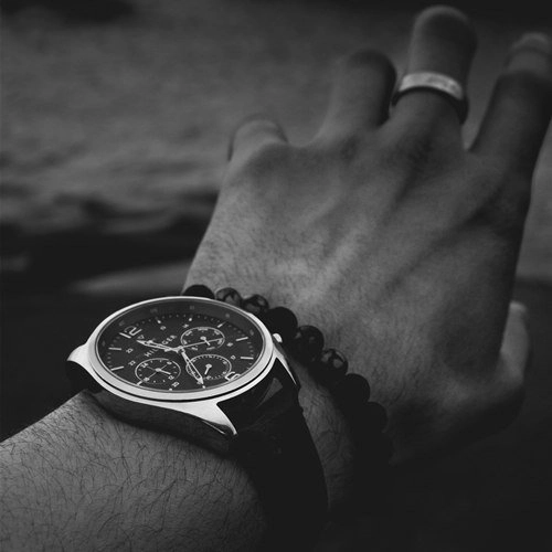 ساعت مردانه جز جواهرات مردانه